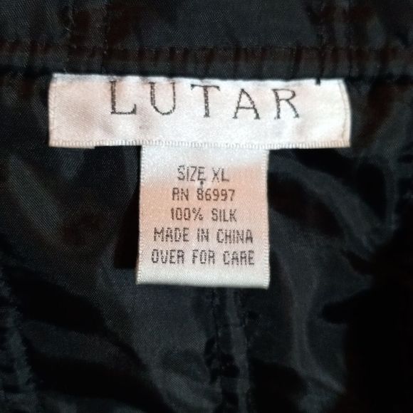 Vintage LUTAR Tan Black Lined Silk Coat - Picture 6 of 15